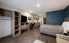 Woodspring Suites East Lansing - University Area